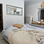 Marni Xlendi