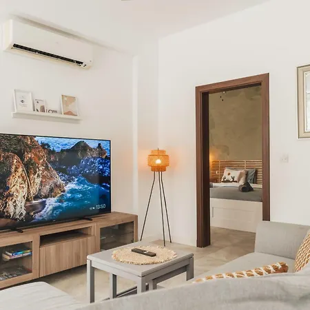 Marni * Xlendi